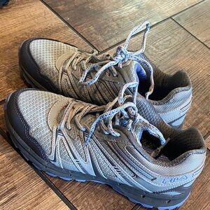 Fila Men's Black and Gray Athletic Shoes